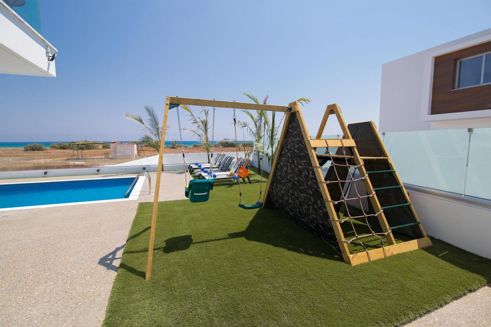 Villa Lynn Boutique Beachfront Agia Napa Exterior foto